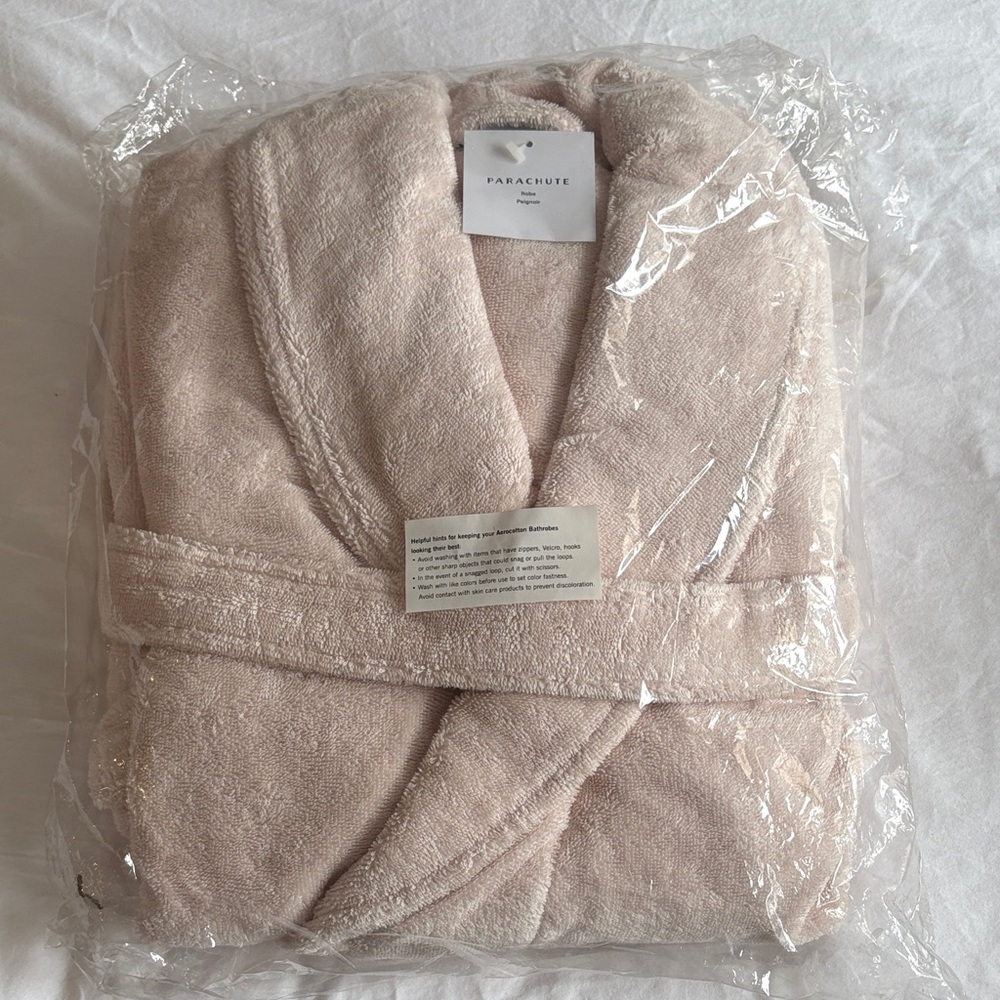 Parachute Blush Bathrobe - brand new with tags